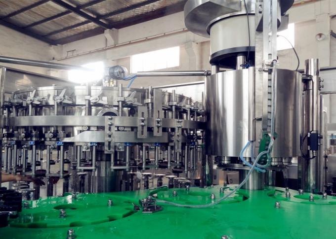 SGS Certificate Carbonated Drink Bottle Filling Machine For Glass Bottles 1