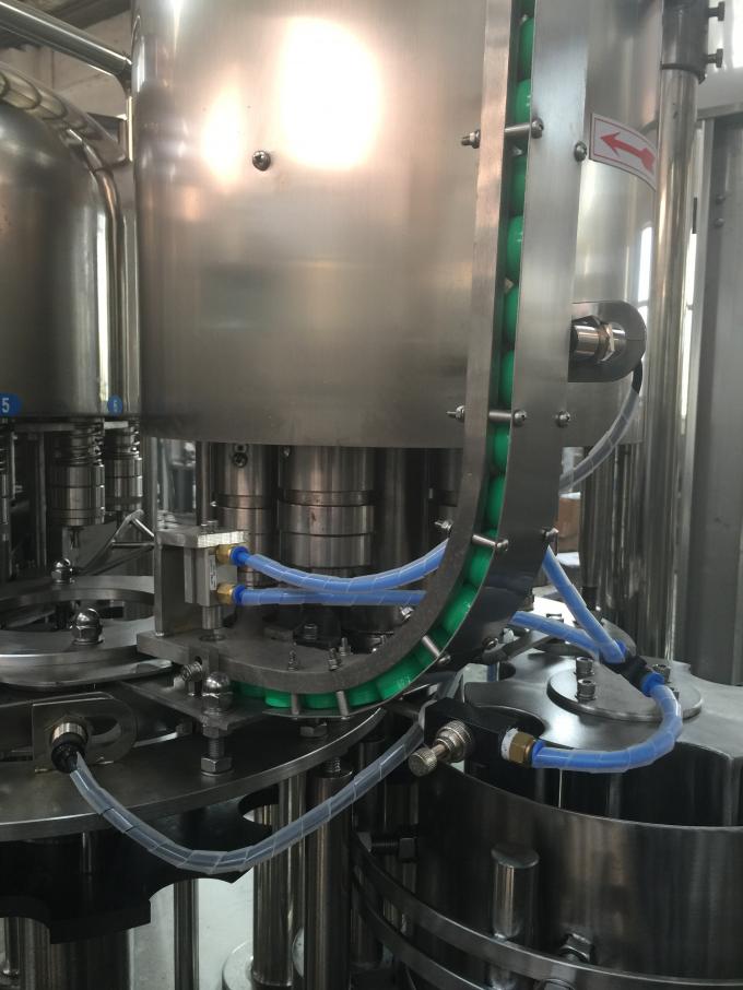High Rate Carbonated Soft Drink Filling Machine / CSD Bottling Machine For Beverage Filling 4