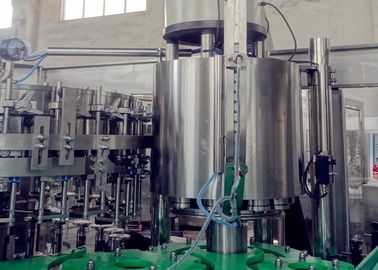 Easy Operation SUS304 Carbonated Beverage Filling Machine For Plastic Bottle