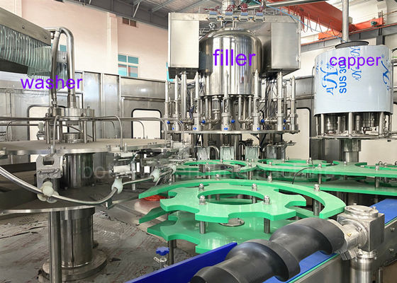 2000BPH Olive Oil Bottle Quantity Filling Packaging Machine , Edible Oil Filling Line 0.5Mpa