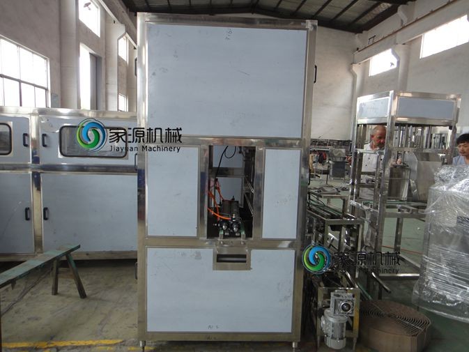 Monoblock Mineral Water Filling Machine For Juice Plastic Bottle